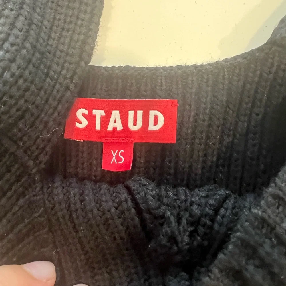 Staud Kira top sweater sleeveless top sweetheart neckline black - Picture 5 of 5